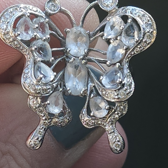 14k White Gold Diamond Butterfly Ring - Picture 2 of 11